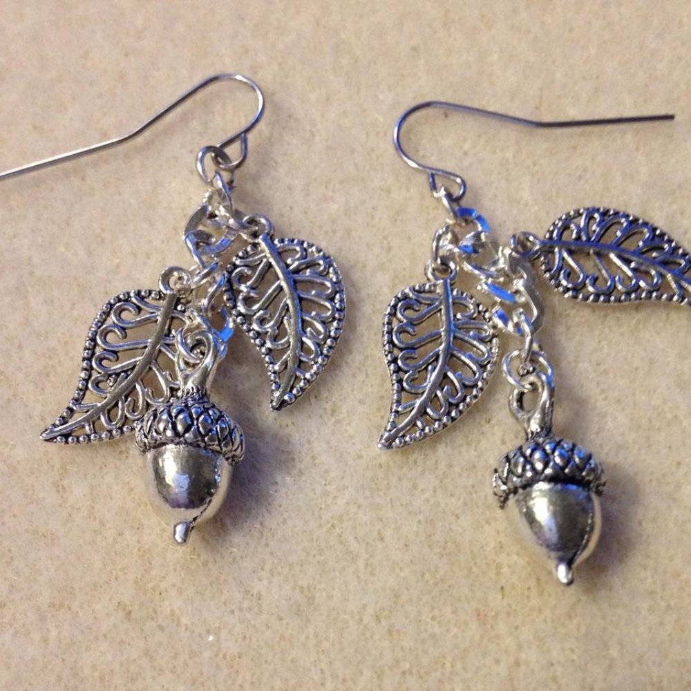 NEW! Silver Pinecones & Acorns with leaves  Fall earrings #5